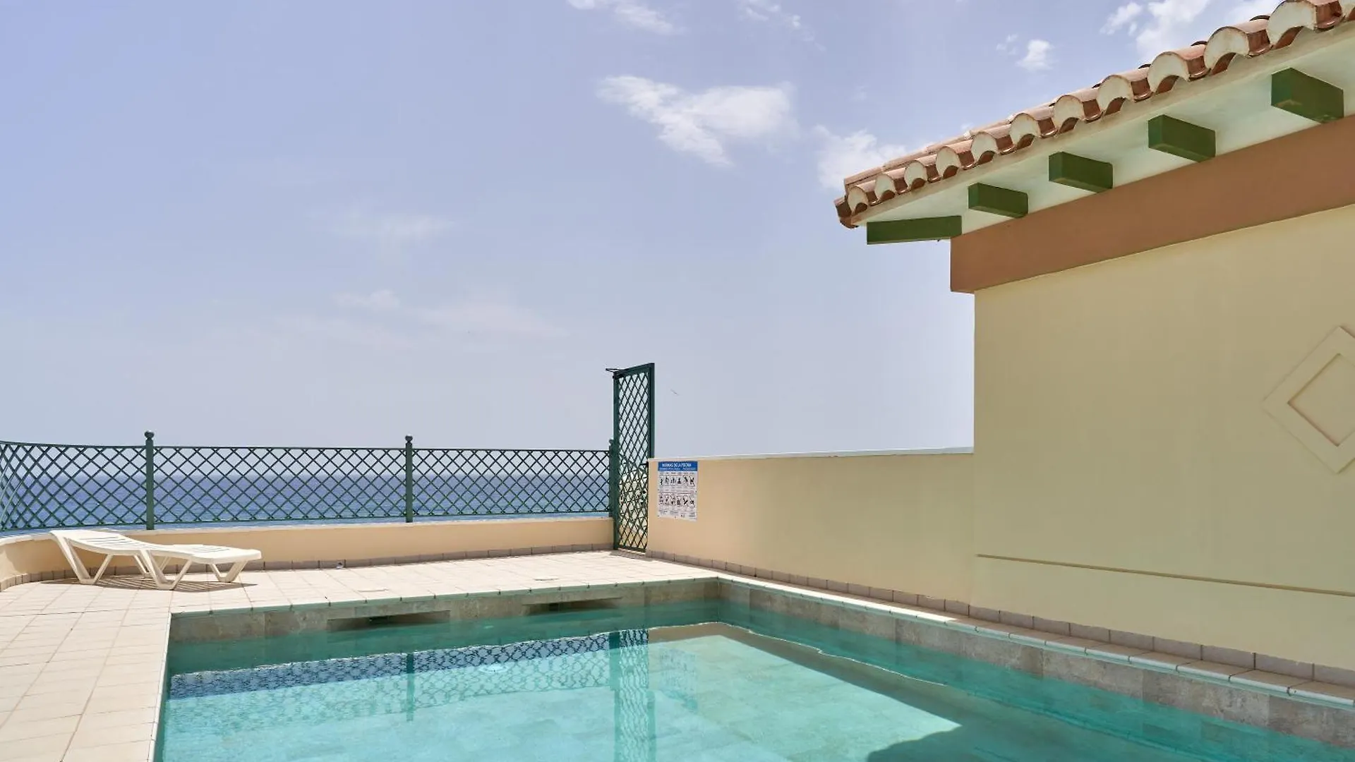 Beachfront Apartment Torrox Costa