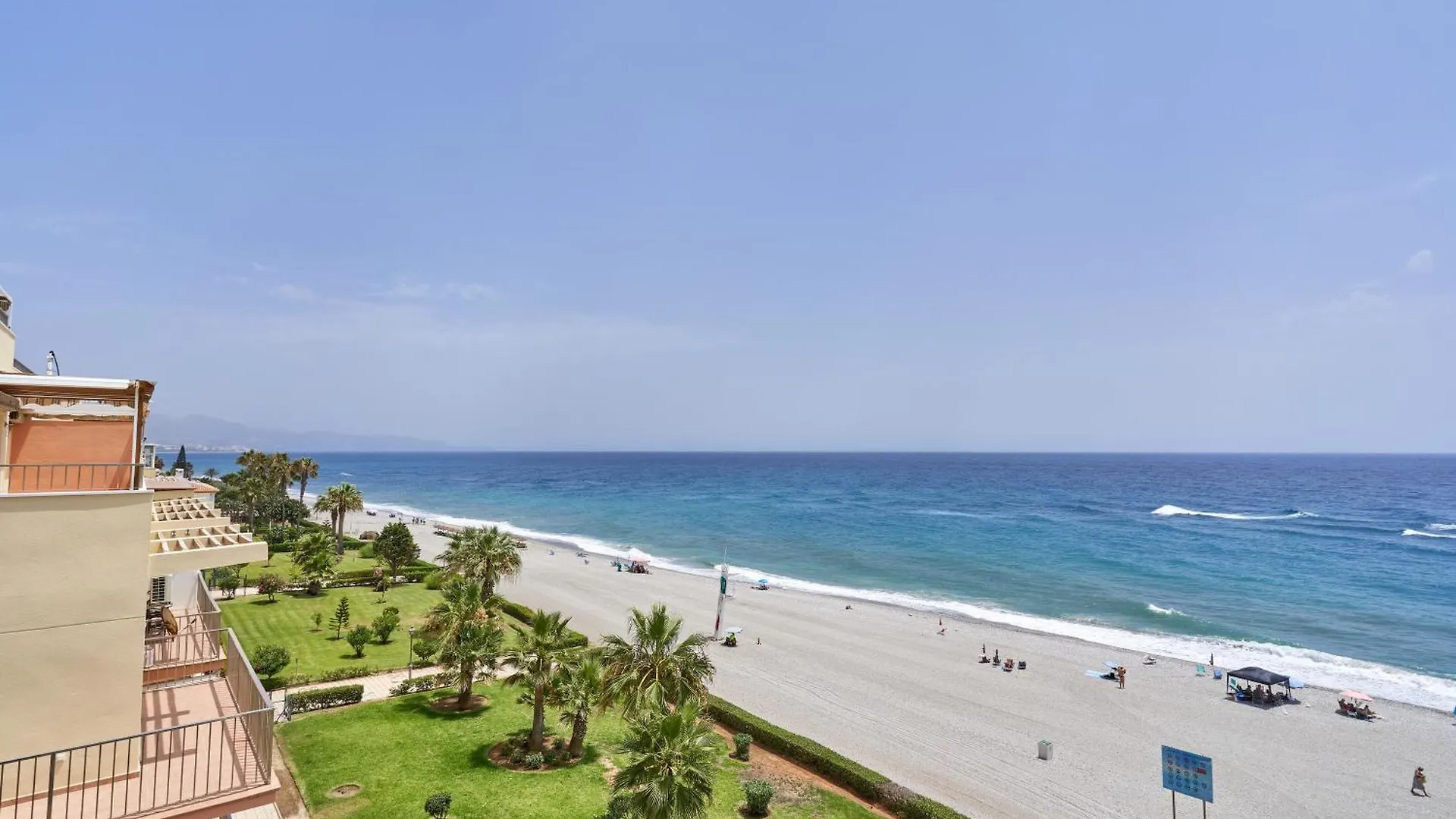 Beachfront Apartment Torrox Costa