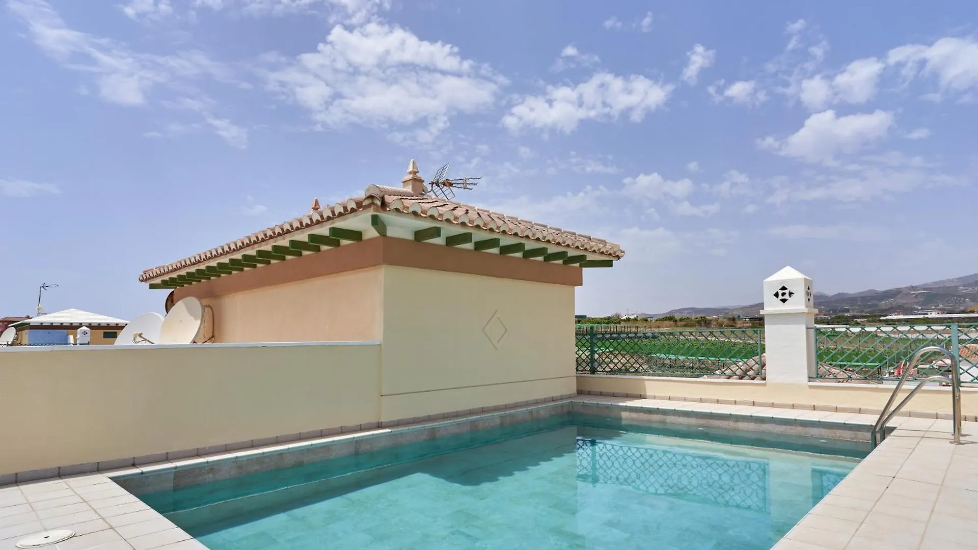 Beachfront Apartment Torrox Costa 0*,